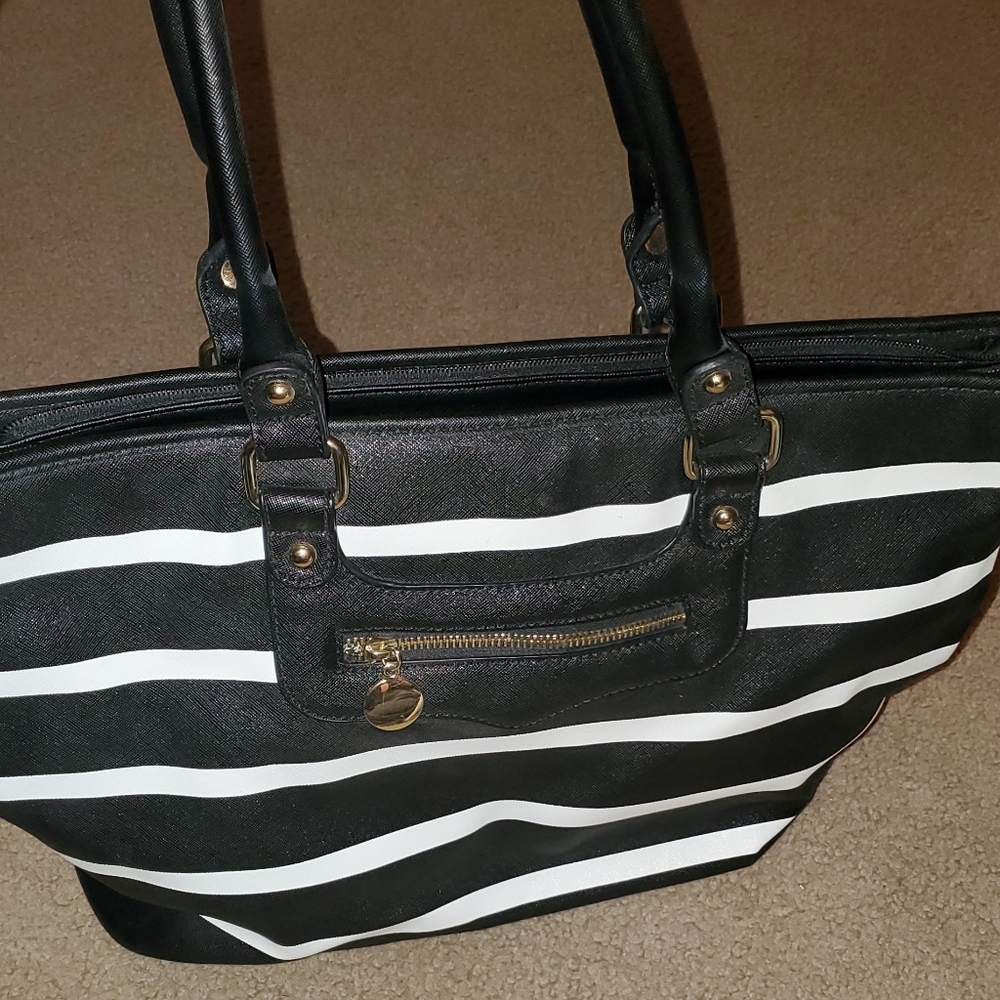 JustFab purse